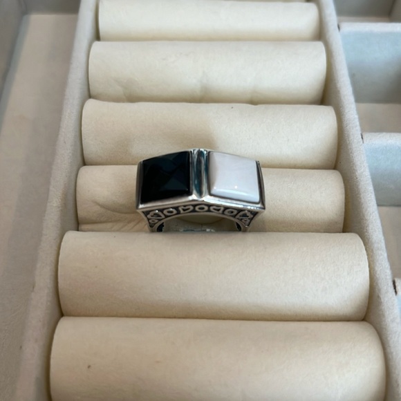 Jewelry - Onyx and Pearl Ring